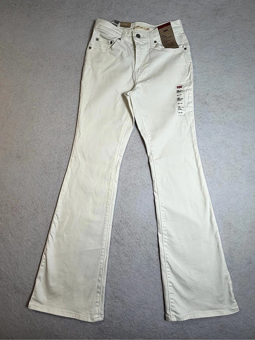 Levi's 726 High Rise Flare Jeans in White Waist 26 NWT